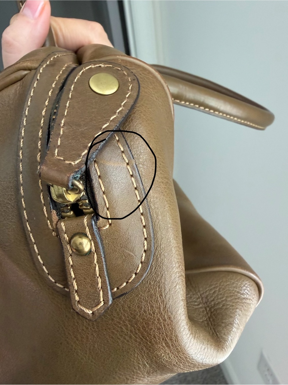 Banana Republic Classic Brown Leather Satchel Handbag - Picture 7 of 16